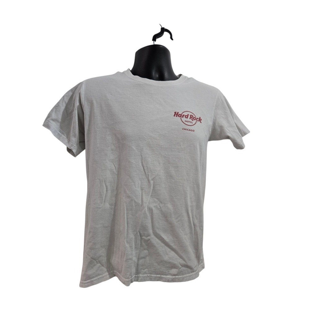 Hard Rock Hotel Chicago T-Shirt Small White Graphic "Love All Serve‎ All"